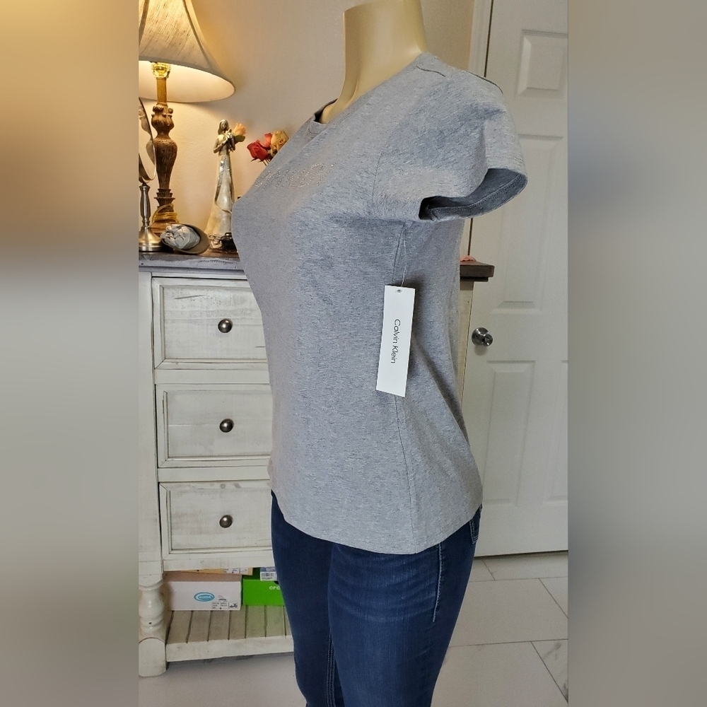 Calvin Klein Gray Sweatshirt - Picture 3 of 5